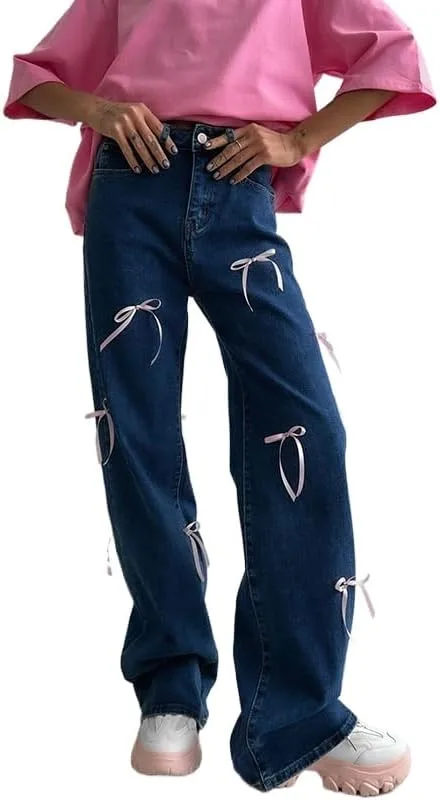 Женские джинсы Y2K с бантом спереди Attria
Женские джинсы Y2K с бантом спереди Attria