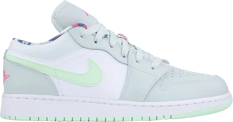 Кроссовки Air Jordan 1 Low GS Barely Grey Spruce, серый
Кроссовки Air Jordan 1 Low GS Barely Grey Spruce, серый