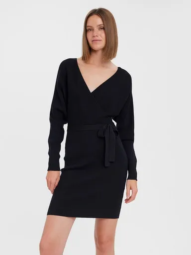 Трикотажное платье Vero Moda "VMHOLLYREM LS V-NECK DRESS GA NOOS", черный
Трикотажное платье Vero Moda "VMHOLLYREM LS V-NECK DRESS GA NOOS", черный