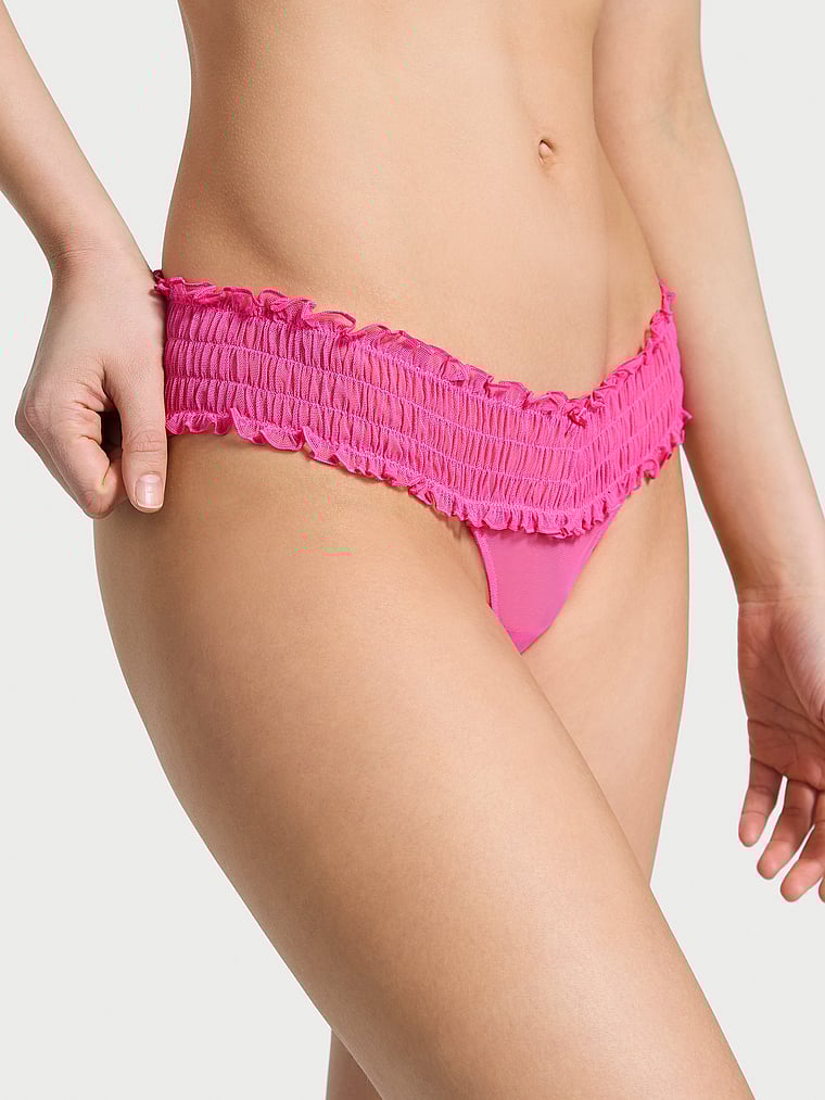 Трусики-Стринги из сетчатой ткани со сборками The Lacie, smocked ultra pink
Трусики-Стринги из сетчатой ткани со сборками The Lacie, smocked ultra pink