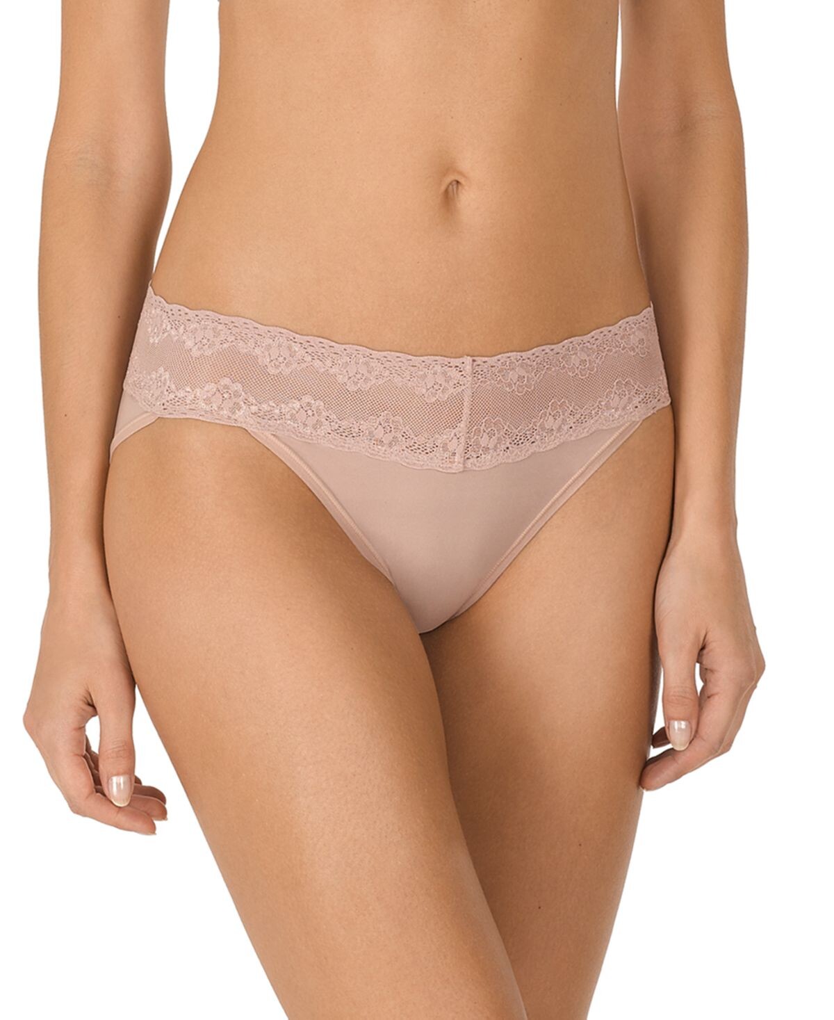 Нижнее белье бикини Bliss Perfection с кружевной талией 756092 Natori
Нижнее белье бикини Bliss Perfection с кружевной талией 756092 Natori