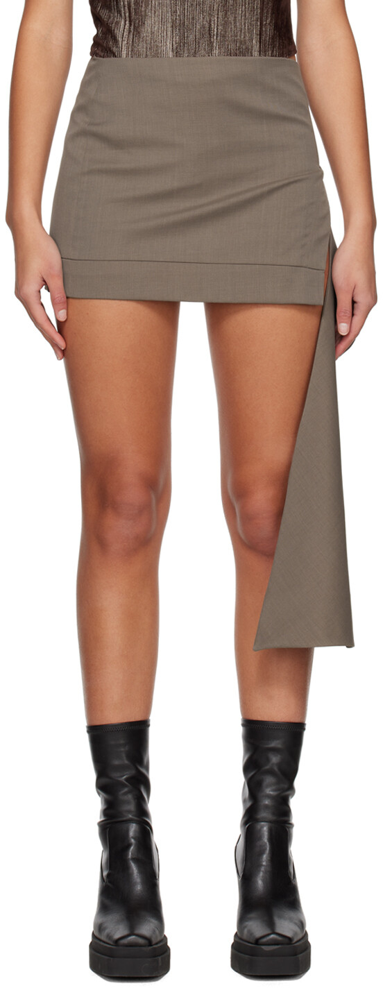 Серая асимметричная мини-юбка Yuzefi
Серая асимметричная мини-юбка Yuzefi