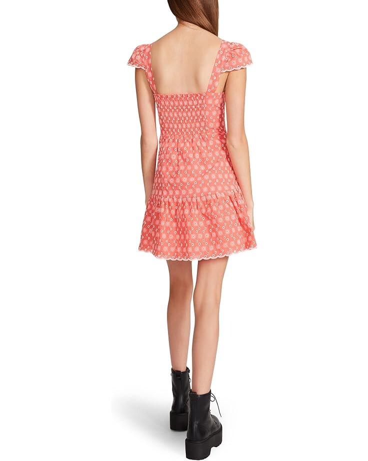 Платье Betsey Johnson Two-Tone Ditsy Cotton Eyelet Bustier Mini Dress, цвет Duberry
Платье Betsey Johnson Two-Tone Ditsy Cotton Eyelet Bustier Mini Dress, цвет Duberry