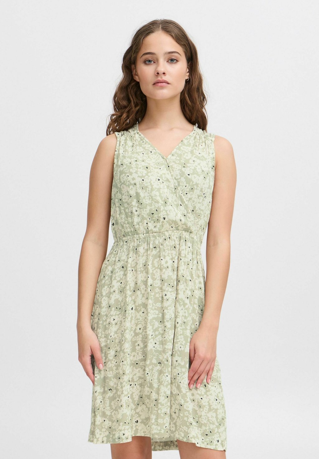 Повседневное платье IHMARRAKECH ICHI, цвет Tea Dottet Flower Aop
Повседневное платье IHMARRAKECH ICHI, цвет Tea Dottet Flower Aop