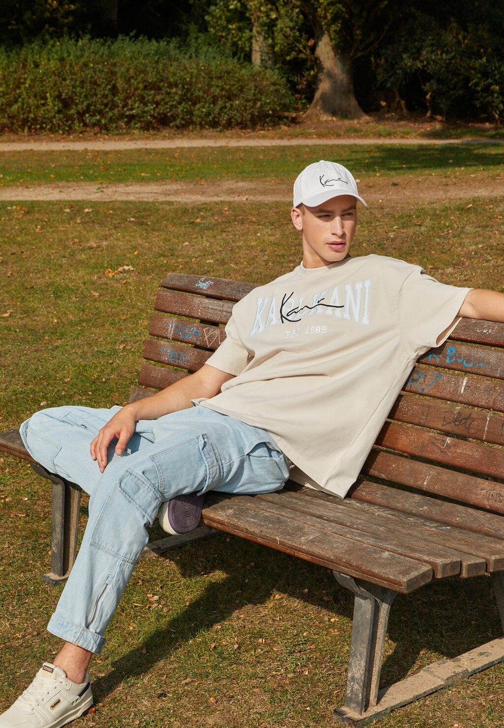 Футболка с принтом College Signature Heavy Karl Kani, цвет off white
Футболка с принтом College Signature Heavy Karl Kani, цвет off white