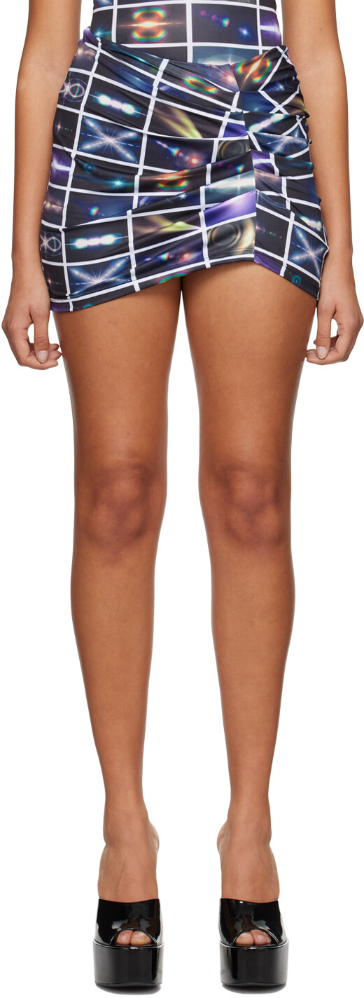 Черный Альфа Шорт Maisie Wilen
Черный Альфа Шорт Maisie Wilen