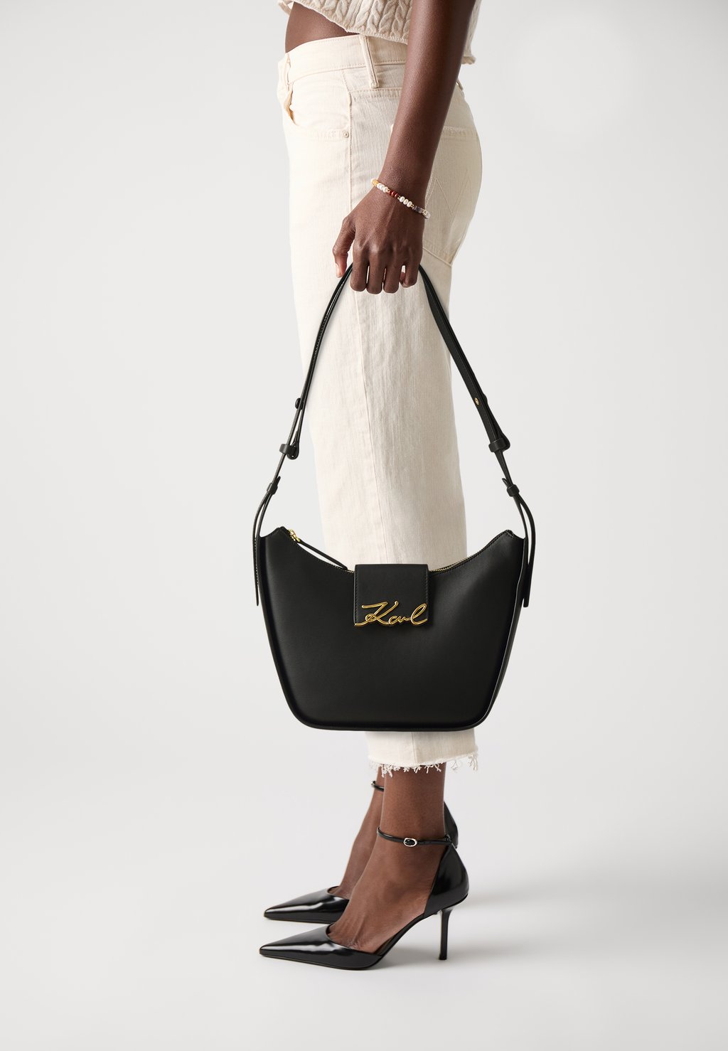 Сумка SIGNATURE KARL LAGERFELD, черный
Сумка SIGNATURE KARL LAGERFELD, черный