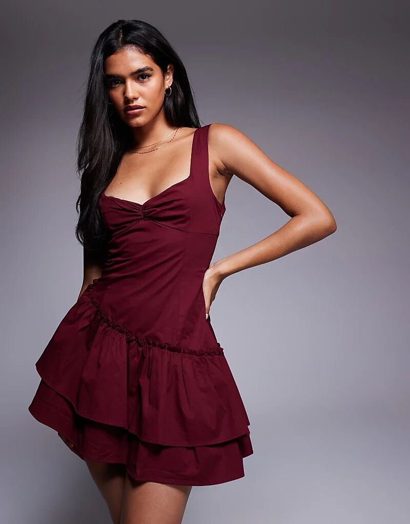 Комбинезон принцессы Полли Шантель с асимметричным подолом и оборками бордового цвета
Комбинезон принцессы Полли Шантель с асимметричным подолом и оборками бордового цвета