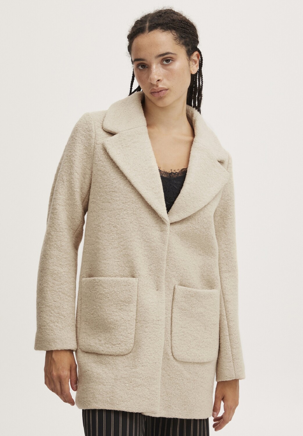 Пальто короткое Ichi, бежевый
Пальто короткое Ichi, бежевый