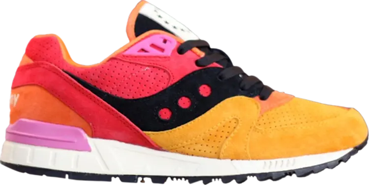 Кроссовки Saucony Ubiq x Shadow Master Pacific Dusk, оранжевый
Кроссовки Saucony Ubiq x Shadow Master Pacific Dusk, оранжевый