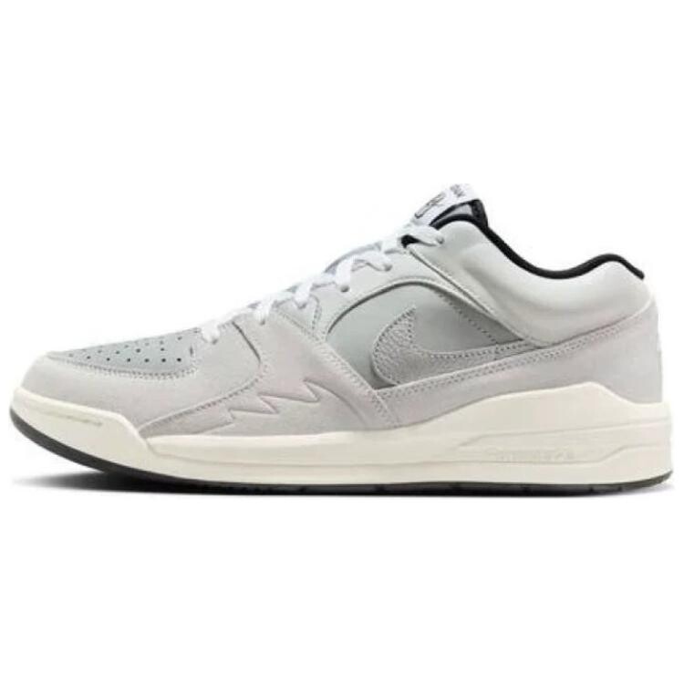 Кроссовки Stadium Lifestyle для мужчин с низким верхом, светло-серый Jordan
Кроссовки Stadium Lifestyle для мужчин с низким верхом, светло-серый Jordan