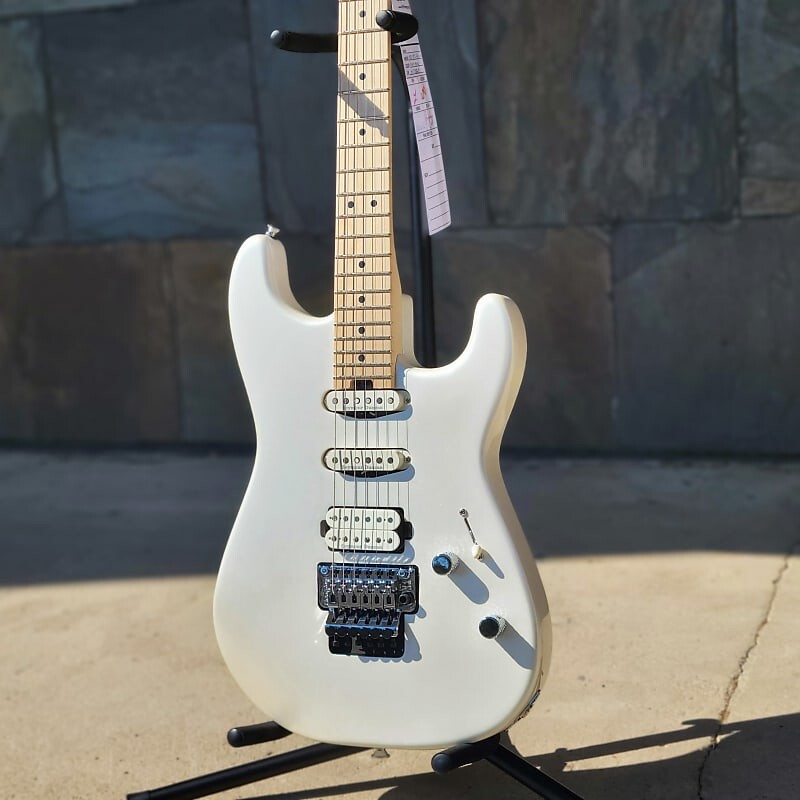 Электрогитара PRO-MOD SAN DIMAS STYLE 1 HSS FR M BLIZZARD PEARL
Электрогитара PRO-MOD SAN DIMAS STYLE 1 HSS FR M BLIZZARD PEARL