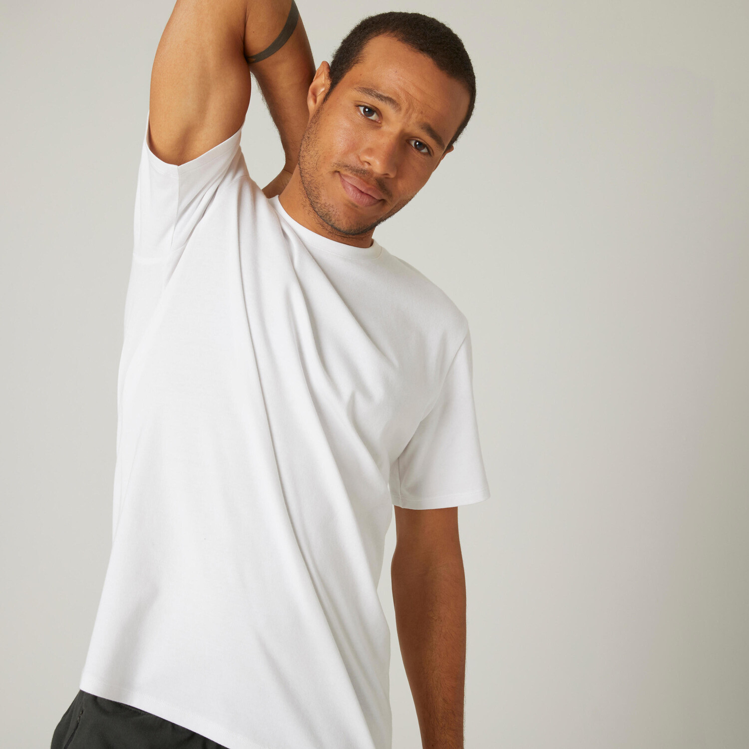 Футболка Fitness 500 Regular Cotton Crew Neck Men's Glacier White DOMYOS, белый, Серый, Футболка Fitness 500 Regular Cotton Crew Neck Men's Glacier White DOMYOS, белый
Футболка Fitness 500 Regular Cotton Crew Neck Men's Glacier White DOMYOS, белый, Серый, Футболка Fitness 500 Regular Cotton Crew Neck Men's Glacier White DOMYOS, белый