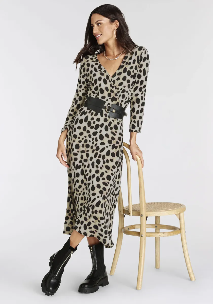 Платье миди Laura Scott с рукавами 3/4 и модным узором, розовый
Платье миди Laura Scott с рукавами 3/4 и модным узором, розовый