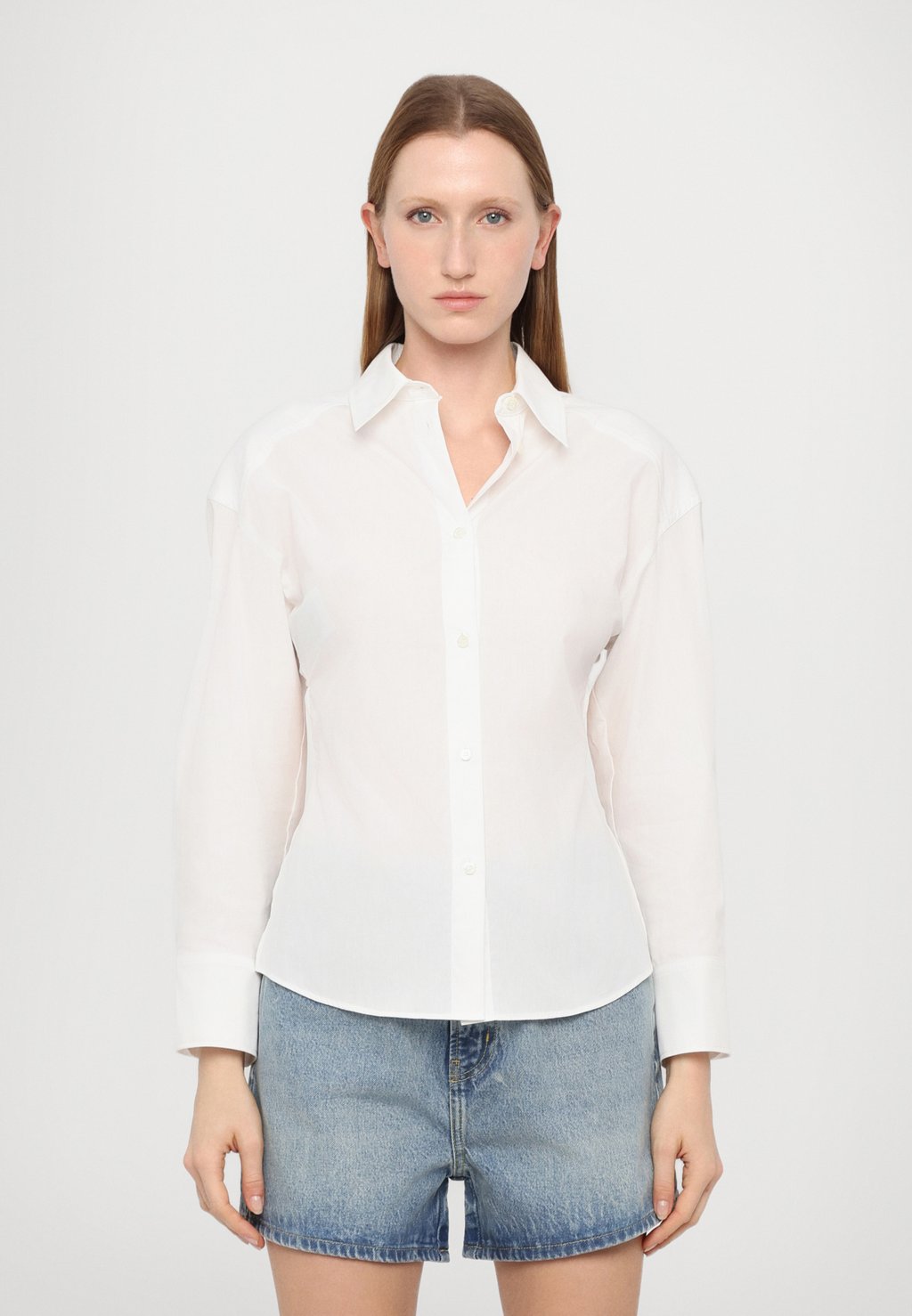 Футболка с принтом URBAN MOSCHINO JEANS, белый
Футболка с принтом URBAN MOSCHINO JEANS, белый