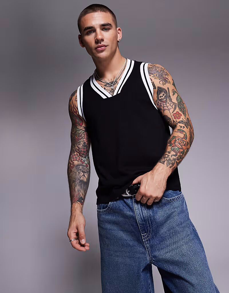 Майка свободного кроя с V-образным вырезом и контрастной вставкой ASOS DESIGN черного цвета
Майка свободного кроя с V-образным вырезом и контрастной вставкой ASOS DESIGN черного цвета