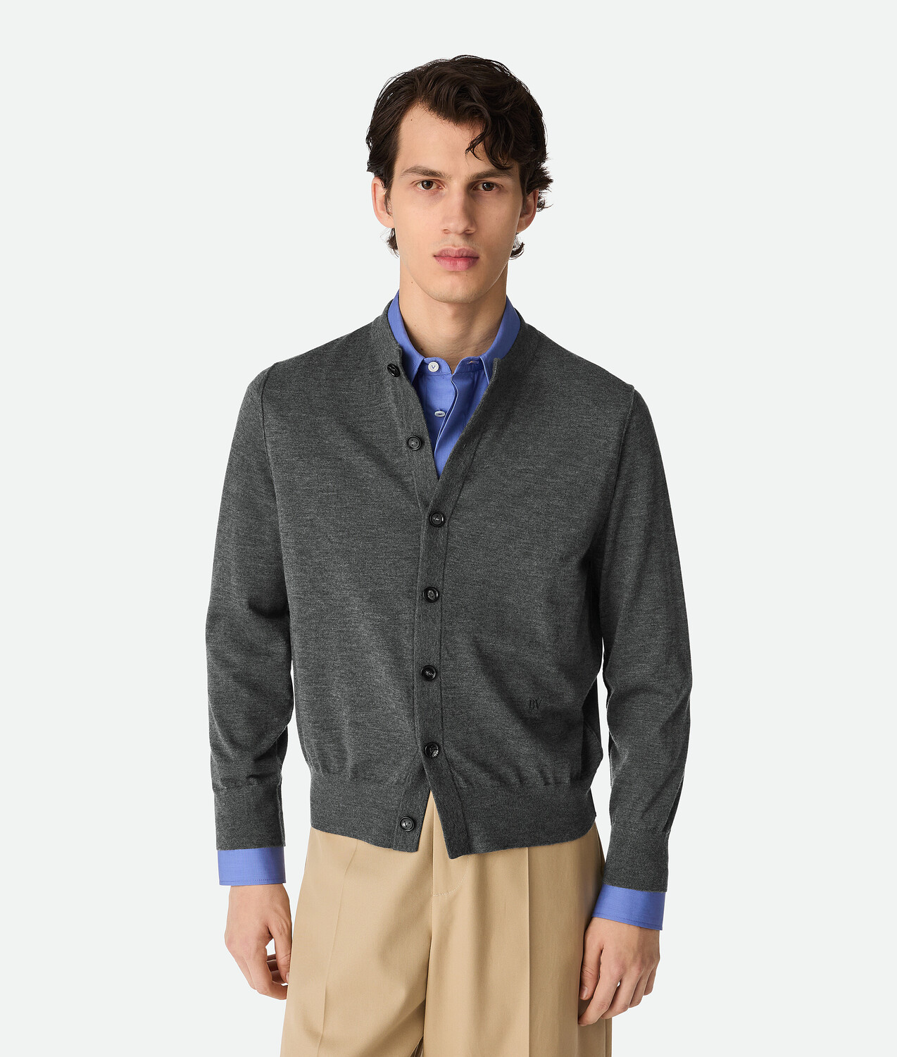 Light fine cashmere cardigan BOTTEGA VENETA, серый меланж
Light fine cashmere cardigan BOTTEGA VENETA, серый меланж