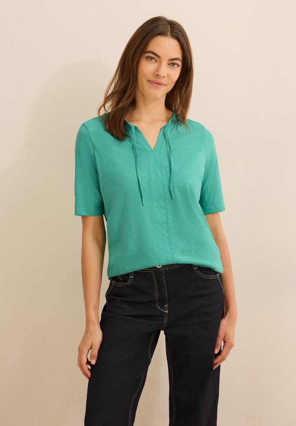 Базовая футболка Cecil, зеленый
Базовая футболка Cecil, зеленый