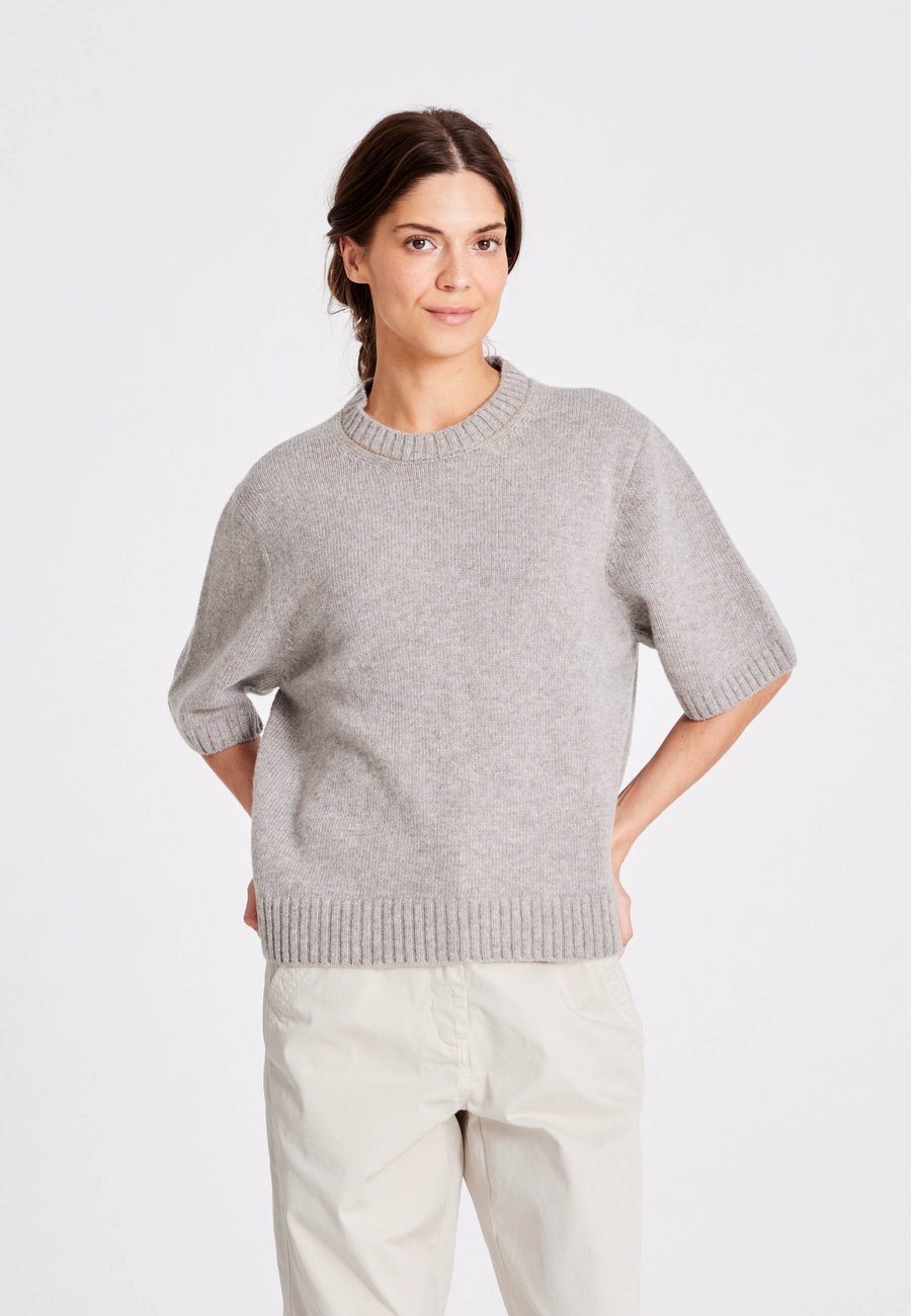 Джемпер GAI+LISVA TULLE, Stone Grey/Grey
Джемпер GAI+LISVA TULLE, Stone Grey/Grey