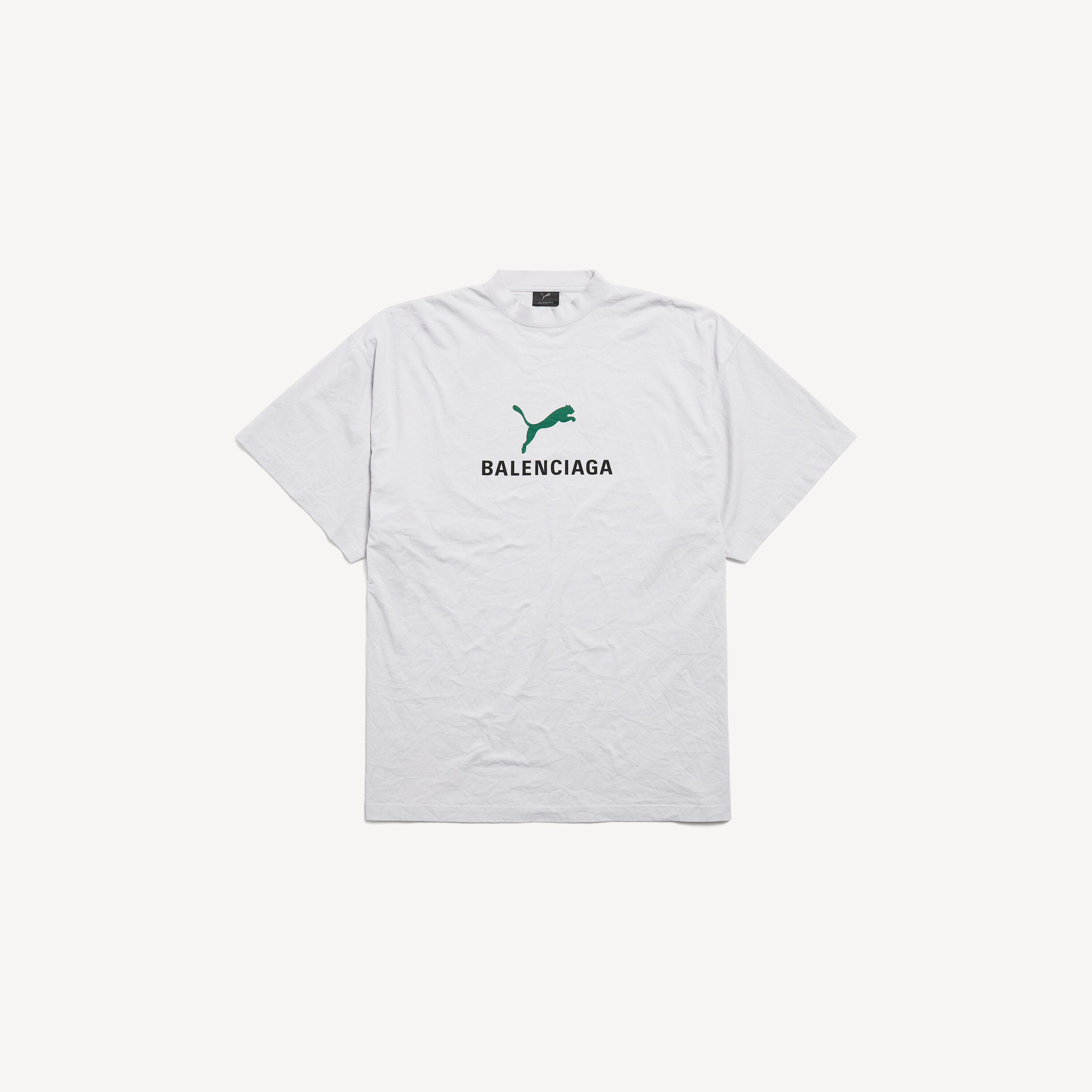 Балахонная футболка balenciaga i puma увеличенного размера в грязно-белом цвете BALENCIAGA, грязно-белый
Балахонная футболка balenciaga i puma увеличенного размера в грязно-белом цвете BALENCIAGA, грязно-белый