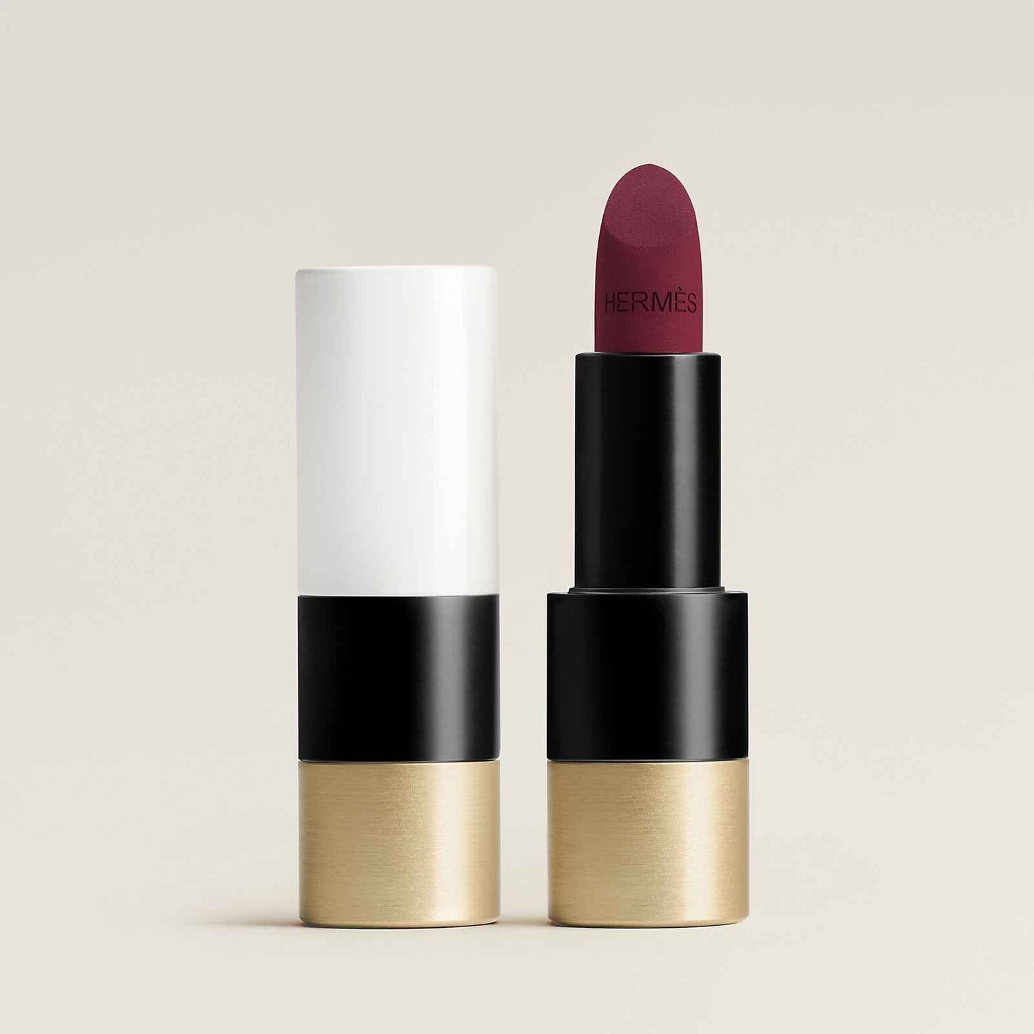 Матовая губная помада Hermès Rouge Matte, тон 97 Pourpre Figue, 3,5 г
Матовая губная помада Hermès Rouge Matte, тон 97 Pourpre Figue, 3,5 г