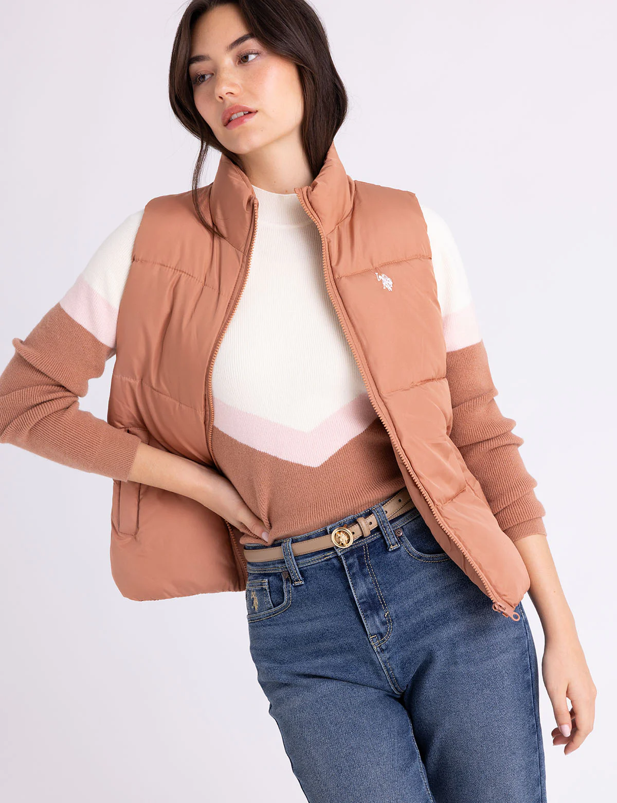 Утепленный жилет U.S. Polo Assn Classic Puffer With Zip Pockets, бежевый
Утепленный жилет U.S. Polo Assn Classic Puffer With Zip Pockets, бежевый