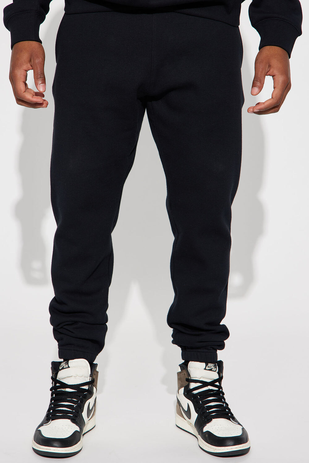 Джоггеры Fashion Nova FNMH705, черный
Джоггеры Fashion Nova FNMH705, черный