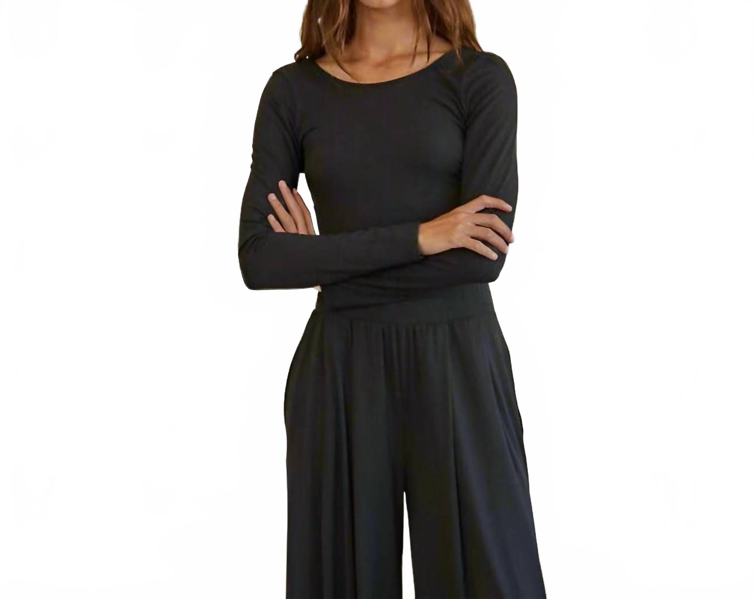 Топ Финли черный By Together
Топ Финли черный By Together