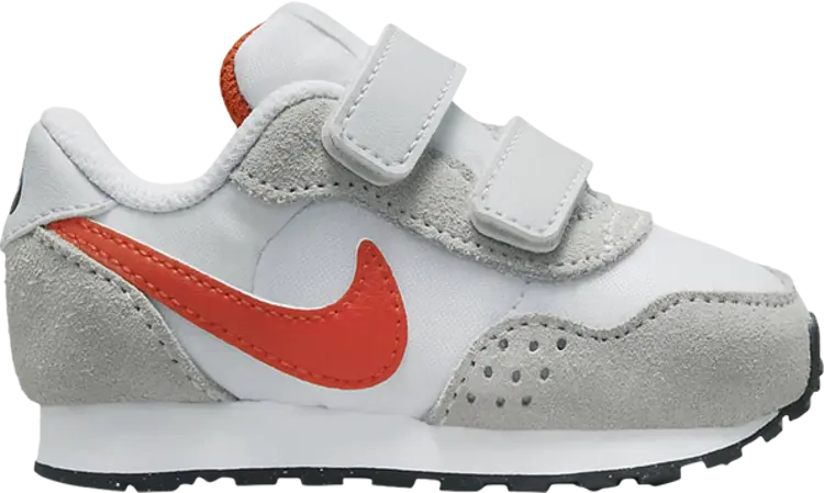 Кроссовки Nike MD Valiant TD 'Pure Platinum Picante Red', серый
Кроссовки Nike MD Valiant TD 'Pure Platinum Picante Red', серый