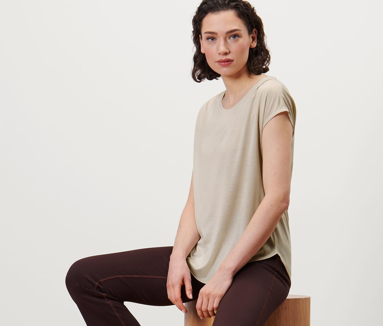 Спортивная рубашка Tchibo, бежевый
Спортивная рубашка Tchibo, бежевый