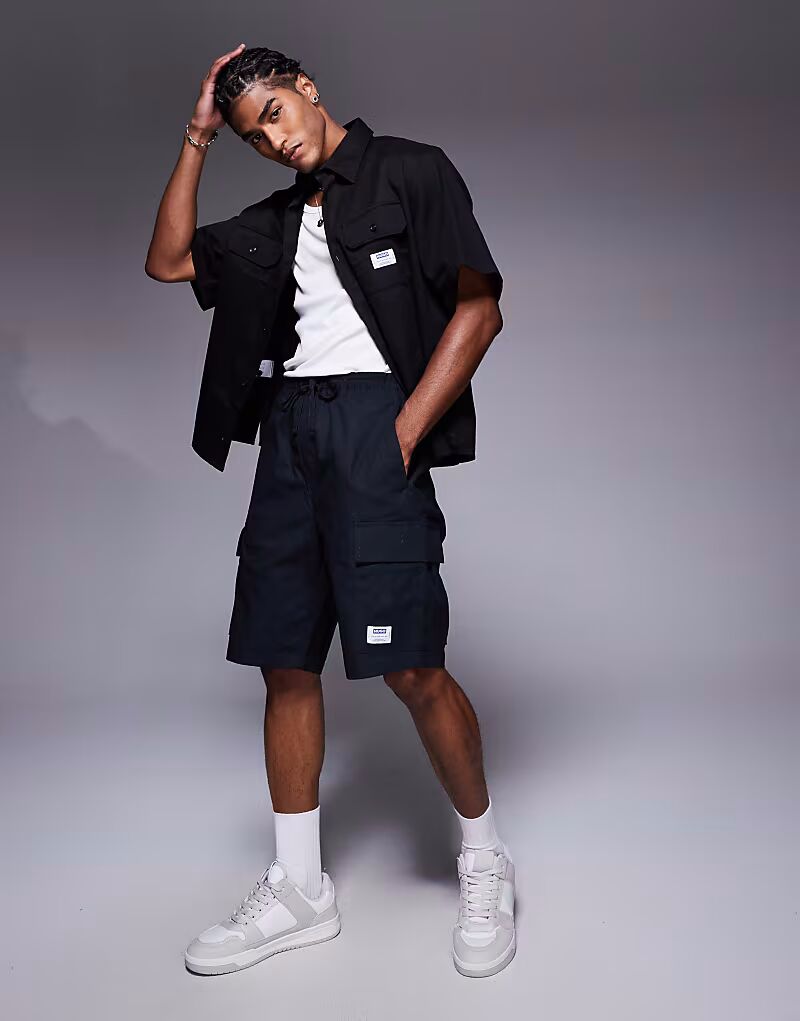 Свободные шорты-карго Hugo Blue Giulio coord черного цвета
Свободные шорты-карго Hugo Blue Giulio coord черного цвета