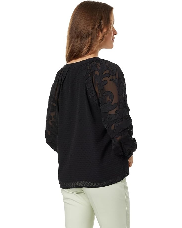 Блуза Vince Camuto V-Neck Combo Long Sleeve Blouse, цвет Rich Black
Блуза Vince Camuto V-Neck Combo Long Sleeve Blouse, цвет Rich Black
