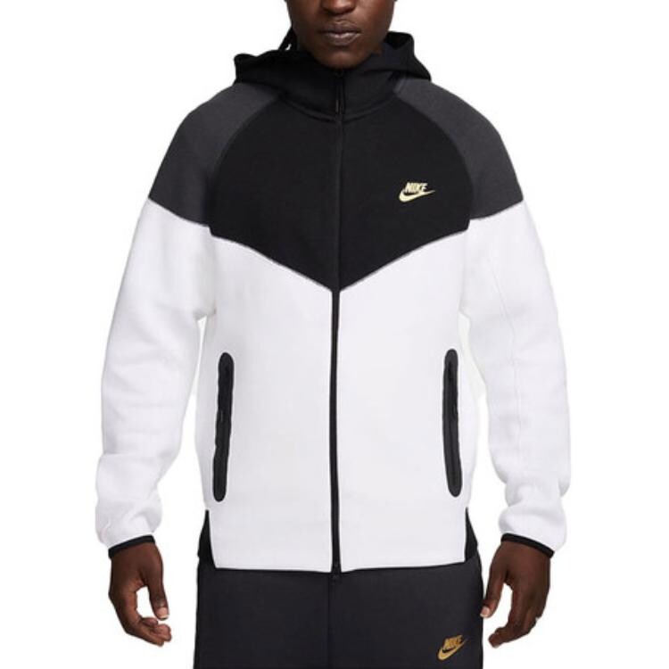 Одежда Куртка Мужская белый Nike
Одежда Куртка Мужская белый Nike