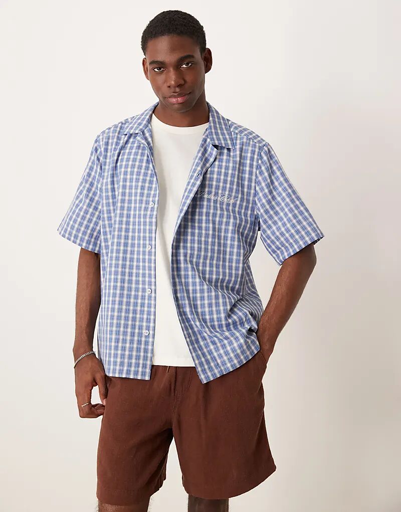 Рубашка свободного кроя ASOS DESIGN с воротником-стойкой и вышивкой на груди синего цвета
Рубашка свободного кроя ASOS DESIGN с воротником-стойкой и вышивкой на груди синего цвета