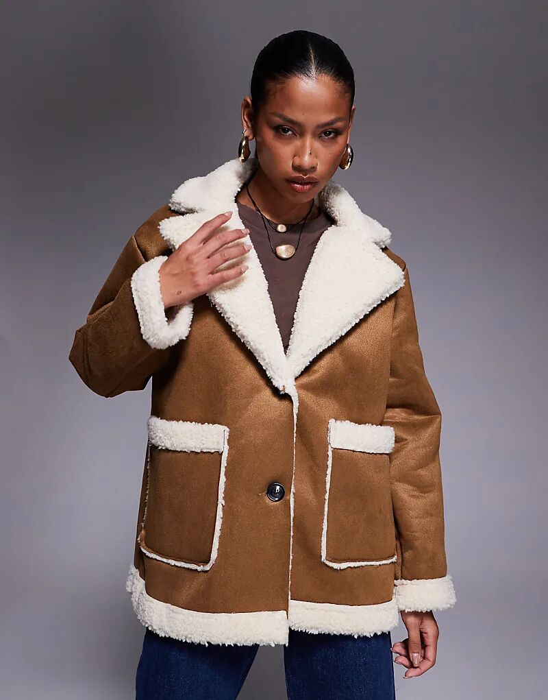 Свободная куртка Princess Polly Marysville цвета верблюжьей шерсти с замшевым воротником и отделкой из меха борга спереди.
Свободная куртка Princess Polly Marysville цвета верблюжьей шерсти с замшевым воротником и отделкой из меха борга спереди.