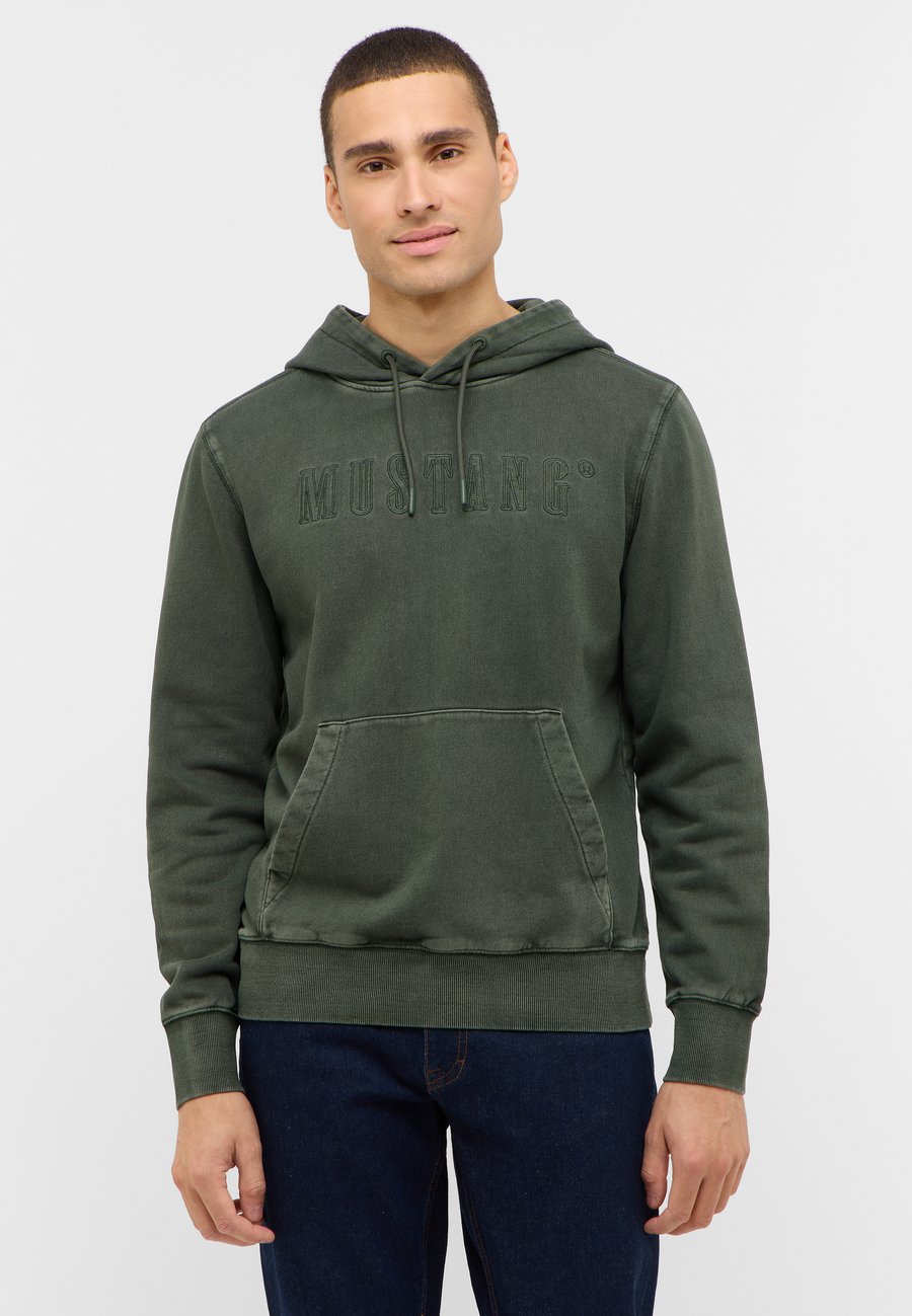 Худи Mustang STYLE EDEN, Grün/Green
Худи Mustang STYLE EDEN, Grün/Green