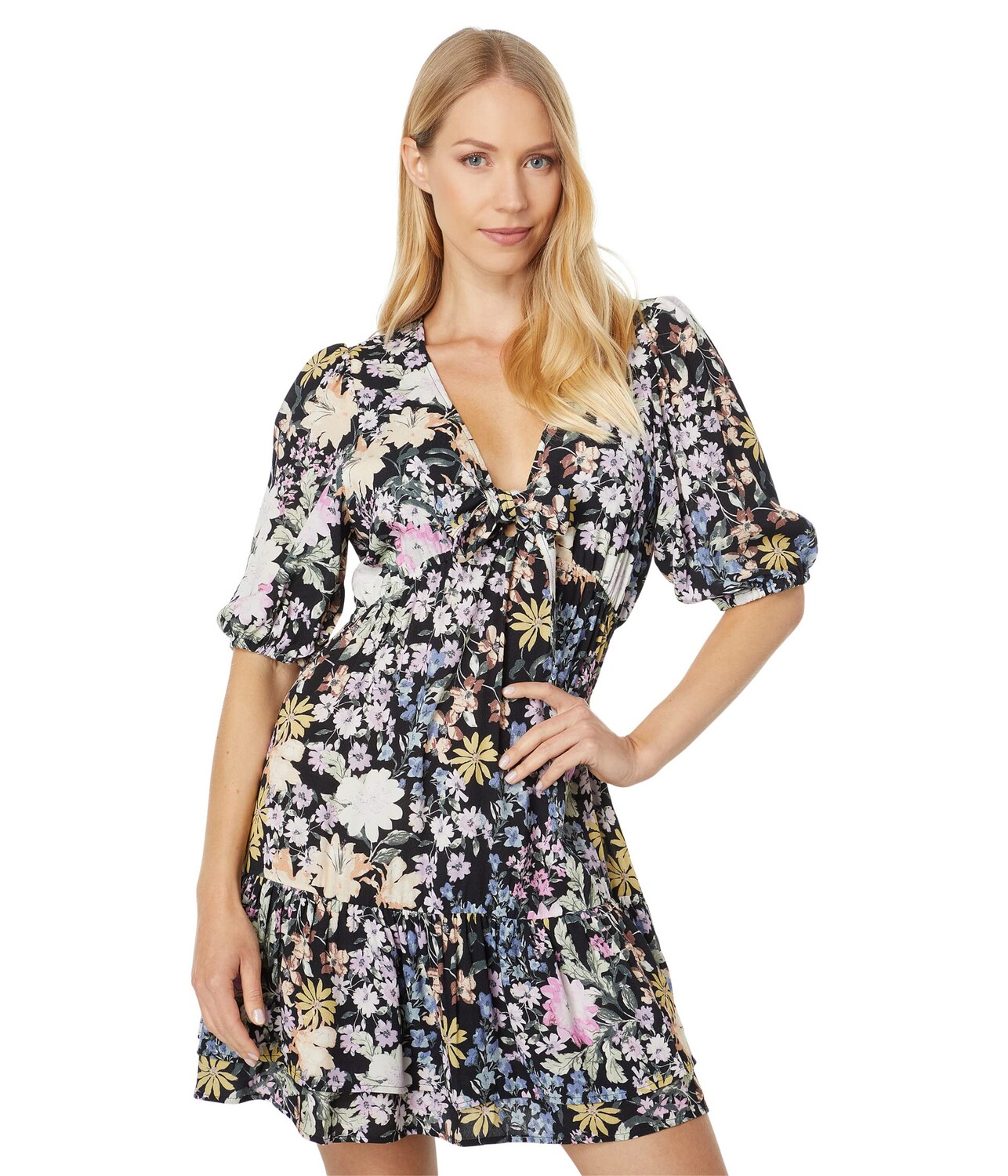 Платье Saltwater Luxe, Floral Oasis Short Sleeve Mini Dress
Платье Saltwater Luxe, Floral Oasis Short Sleeve Mini Dress