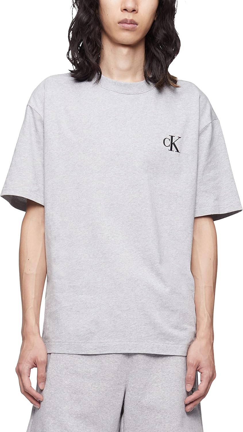 Мужская футболка Calvin Klein свободного кроя с круглым вырезом и логотипом Archive Logo, Heroic Grey Heather, Серый, Мужская футболка Calvin Klein свободного кроя с круглым вырезом и логотипом Archive Logo, Heroic Grey Heather
Мужская футболка Calvin Klein свободного кроя с круглым вырезом и логотипом Archive Logo, Heroic Grey Heather, Серый, Мужская футболка Calvin Klein свободного кроя с круглым вырезом и логотипом Archive Logo, Heroic Grey Heather
