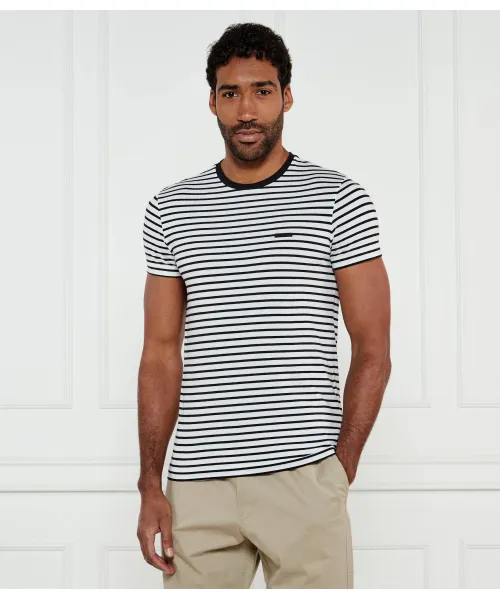 Футболка Slim fit Calvin Klein, белый
Футболка Slim fit Calvin Klein, белый