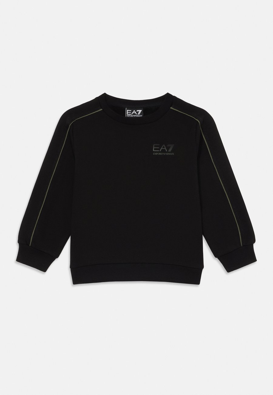 Толстовка EA7 Emporio Armani SWEATSHIRT UNISEX, Black
Толстовка EA7 Emporio Armani SWEATSHIRT UNISEX, Black