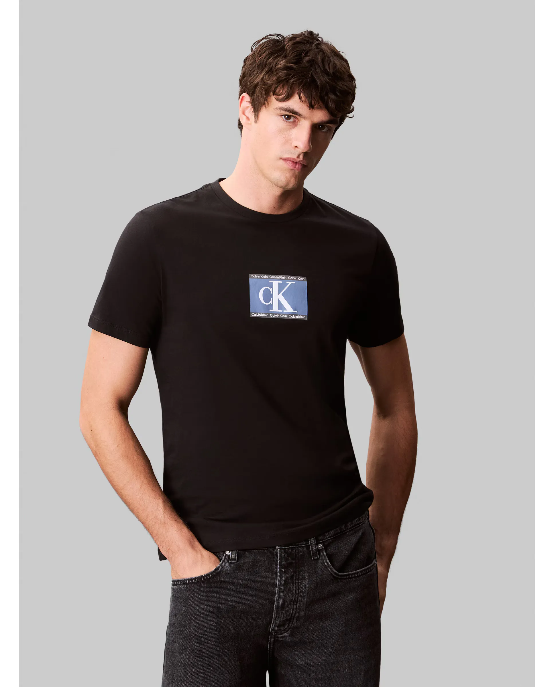 Футболка мужская с логотипом Box Tape Calvin Klein, черный
Футболка мужская с логотипом Box Tape Calvin Klein, черный