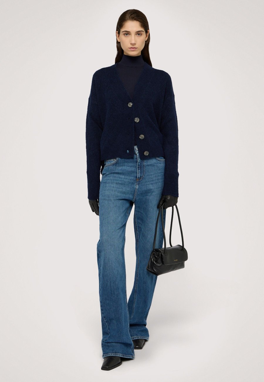 Сумка Trussardi Handbag, Black Milano/Black
Сумка Trussardi Handbag, Black Milano/Black