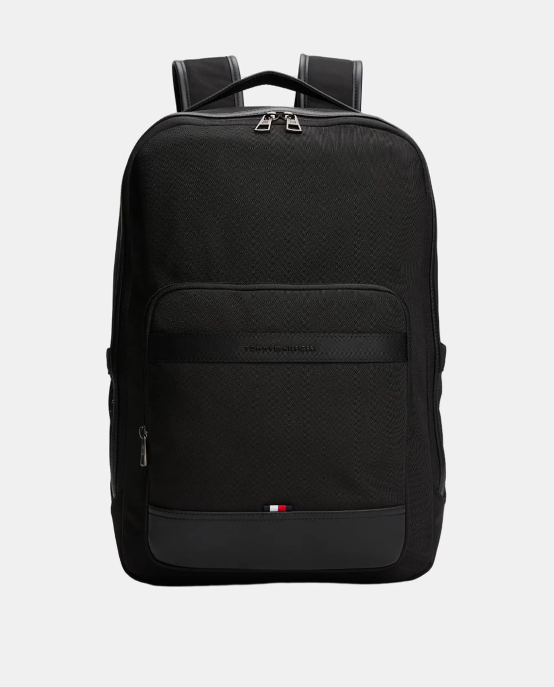 Черная нейлоновая дорожная сумка Tommy Hilfiger для мужчин, черный 
Черная нейлоновая дорожная сумка Tommy Hilfiger для мужчин, черный