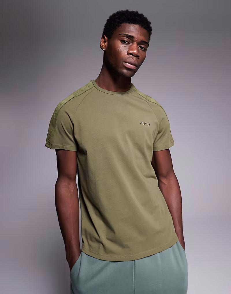 HUGO Bodywear - футболка темно-зеленого цвета с логотипом в тон Hugo Red
HUGO Bodywear - футболка темно-зеленого цвета с логотипом в тон Hugo Red