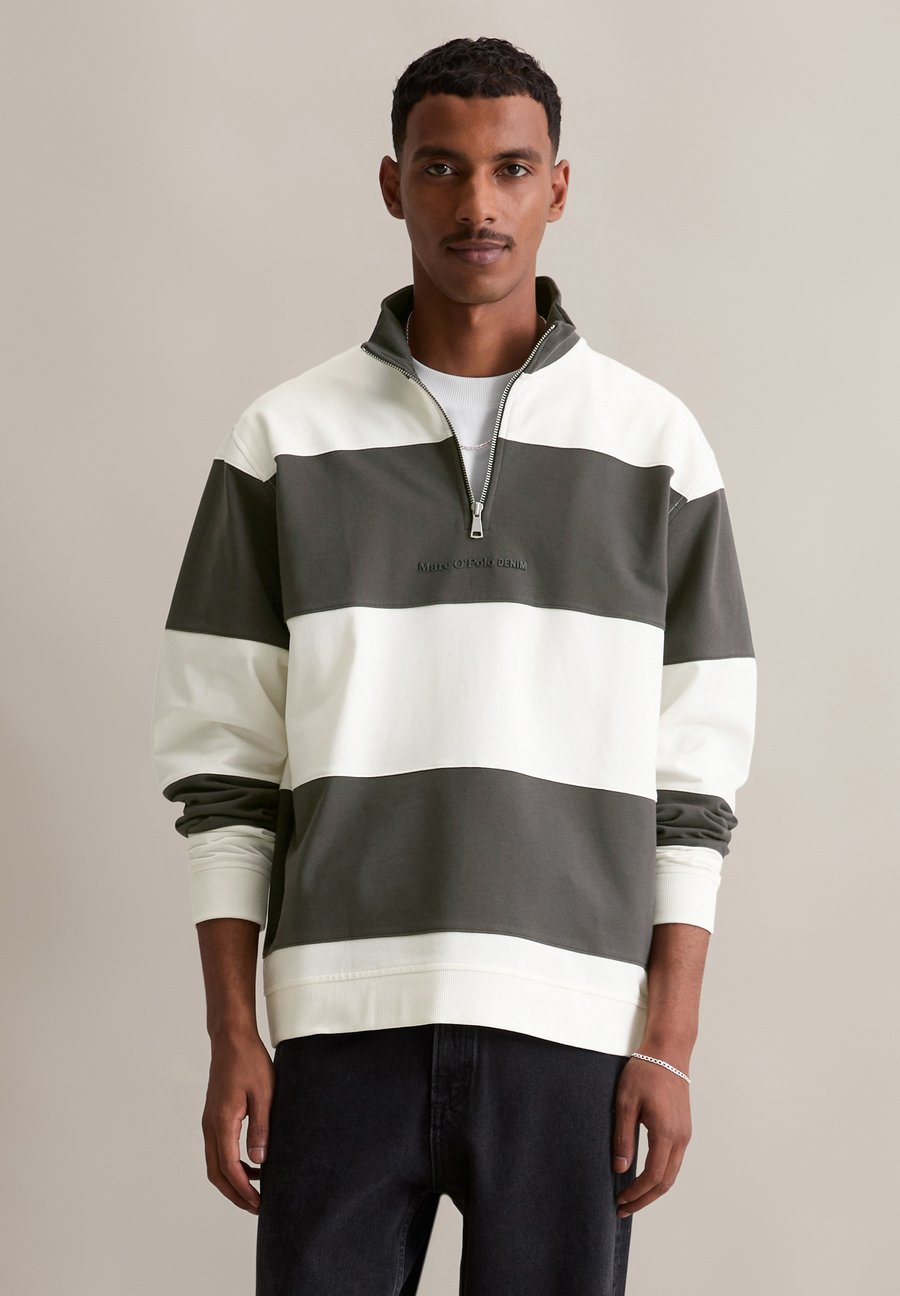 Толстовка Marc O'Polo DENIM LONGSLEEVE, Dark Grey Multi/Dark Grey
Толстовка Marc O'Polo DENIM LONGSLEEVE, Dark Grey Multi/Dark Grey