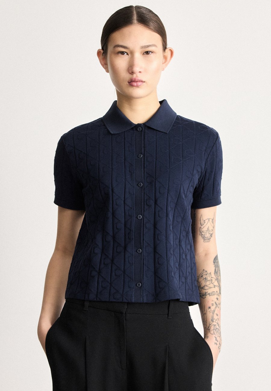 Поло Calvin Klein Jeans Polo shirt, Dark Sapphire/Dark Blue
Поло Calvin Klein Jeans Polo shirt, Dark Sapphire/Dark Blue