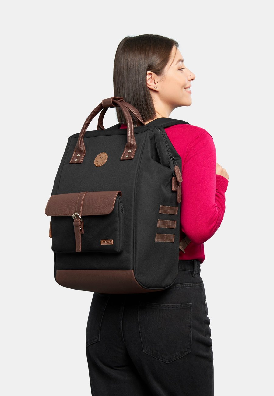 Рюкзак Cabaia ADVENTURER MAXI, Managua Black/Black Denim
Рюкзак Cabaia ADVENTURER MAXI, Managua Black/Black Denim