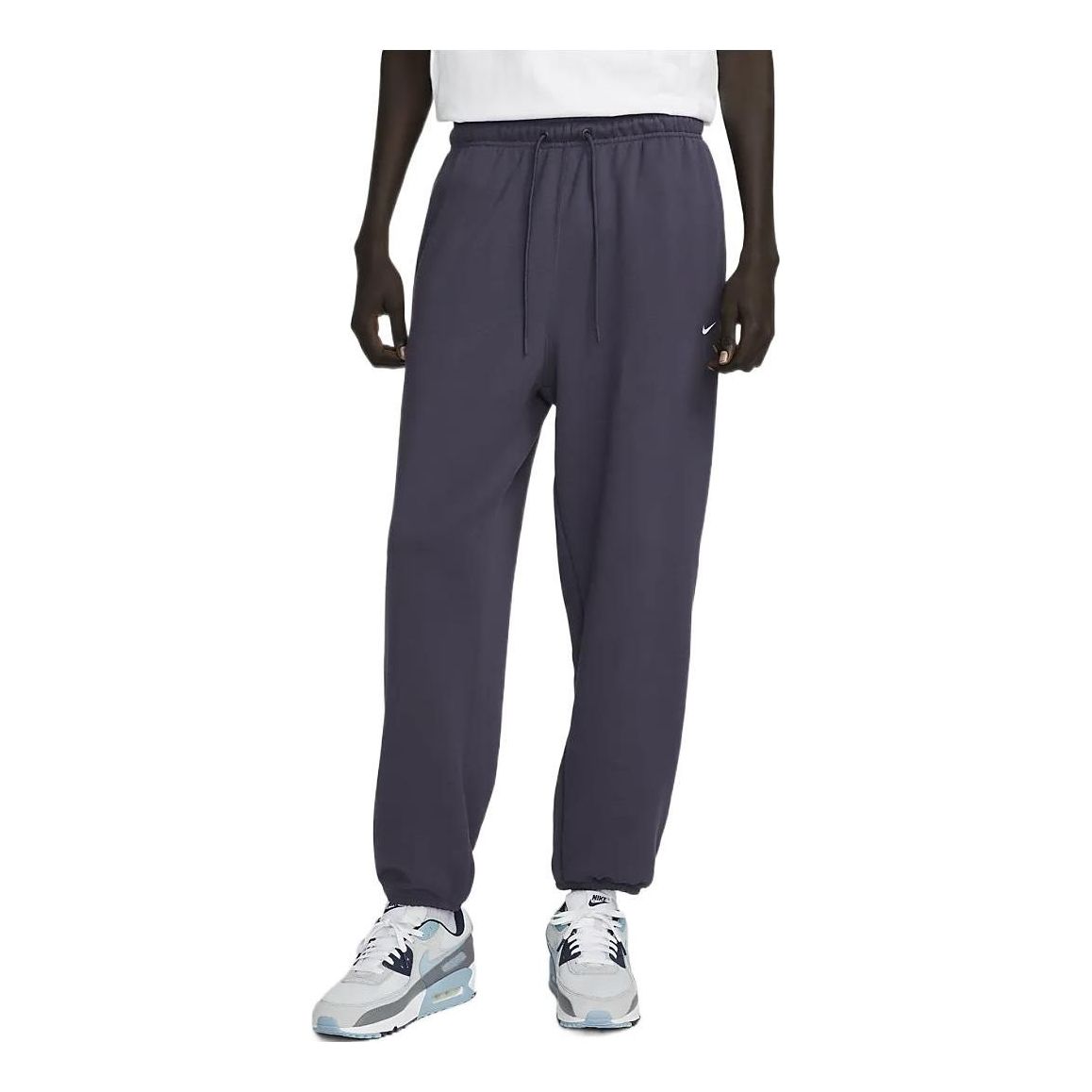 Повседневные брюки Nike Logo French Terry Pants FB2814-015
Повседневные брюки Nike Logo French Terry Pants FB2814-015