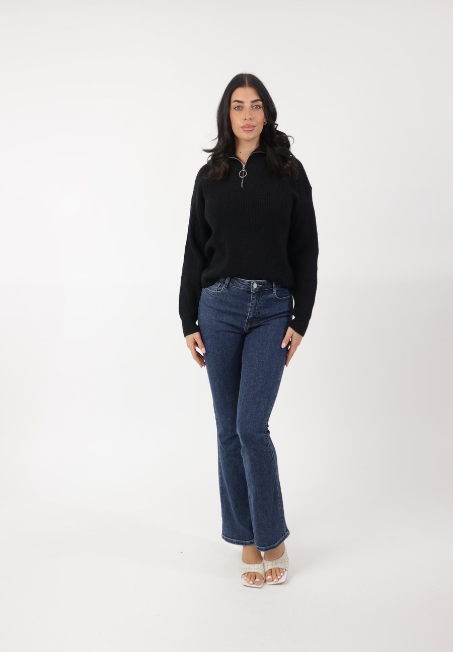 Джемпер Elara Jumper, Schwarz/Black
Джемпер Elara Jumper, Schwarz/Black