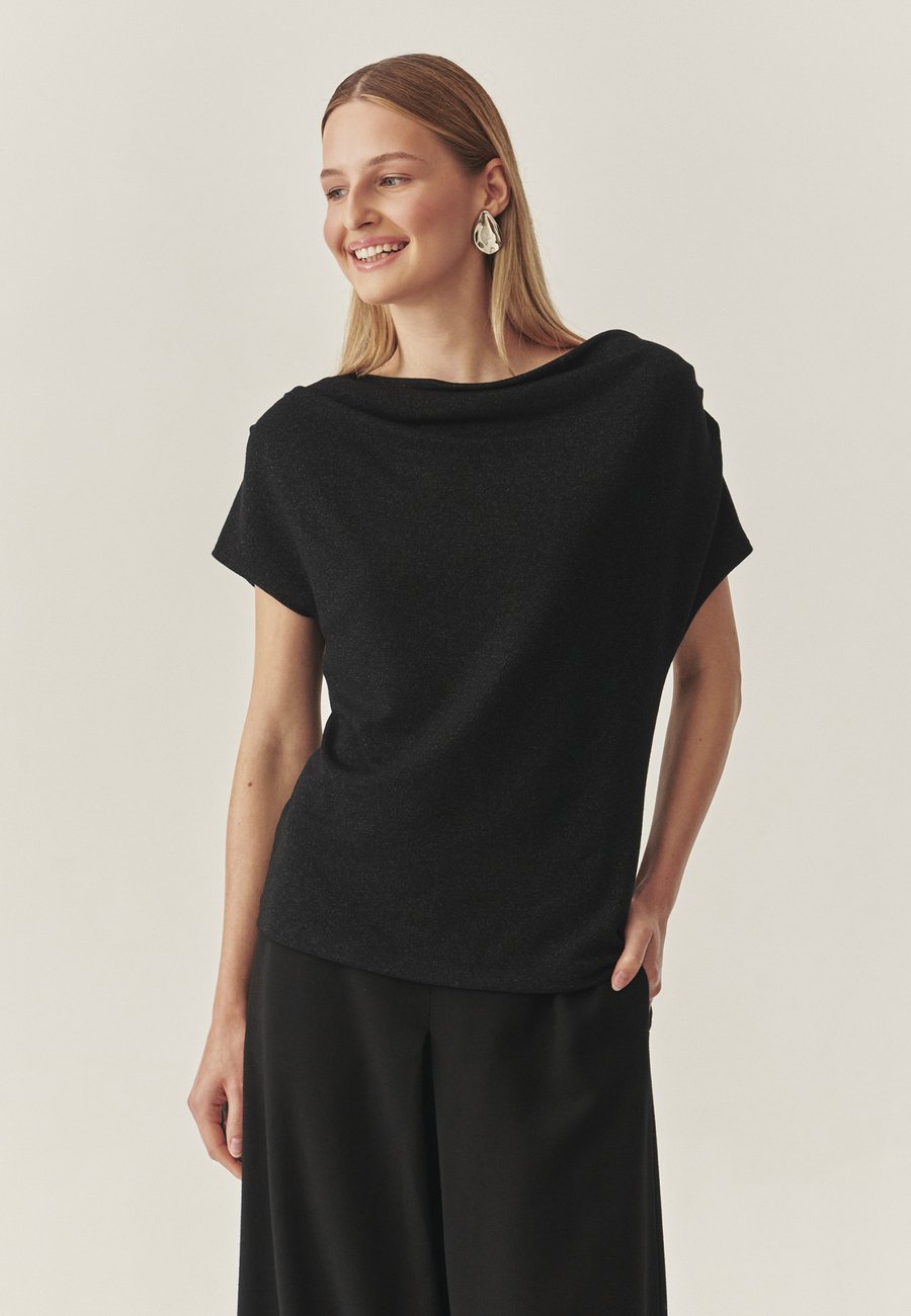 Блуза TATUUM Blouse, Black
Блуза TATUUM Blouse, Black